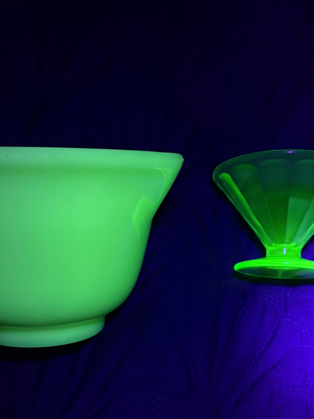 Hamilton Beach uranium glass/sherbet glasses